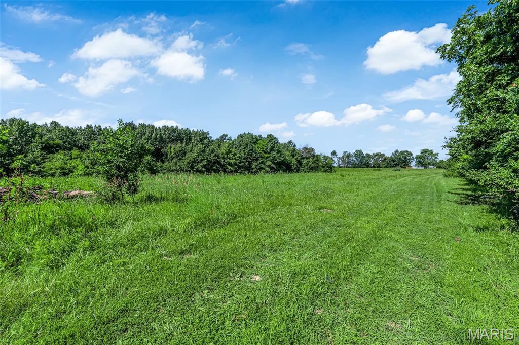 671 Birkhead Road, Winfield, MO, 63389