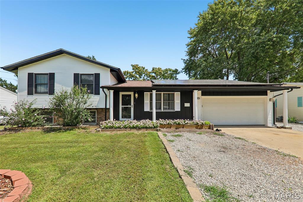 1512 N Harrison Street, Litchfield, IL, 62056