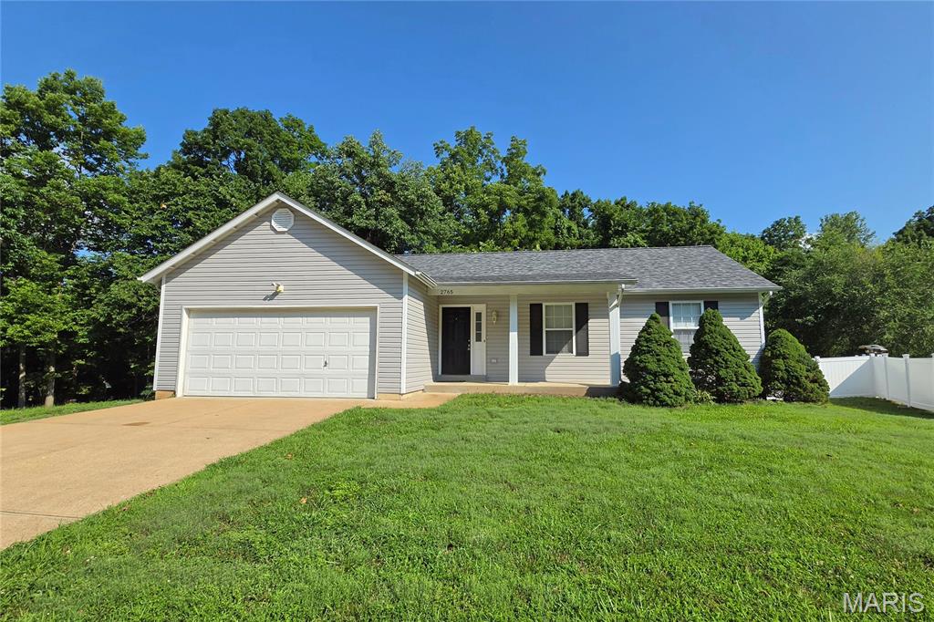 2765 Whitecreek