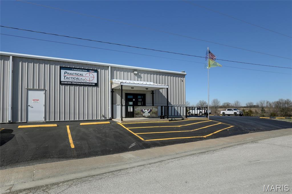 1 Industrial Drive, La Grange, MO, 63448