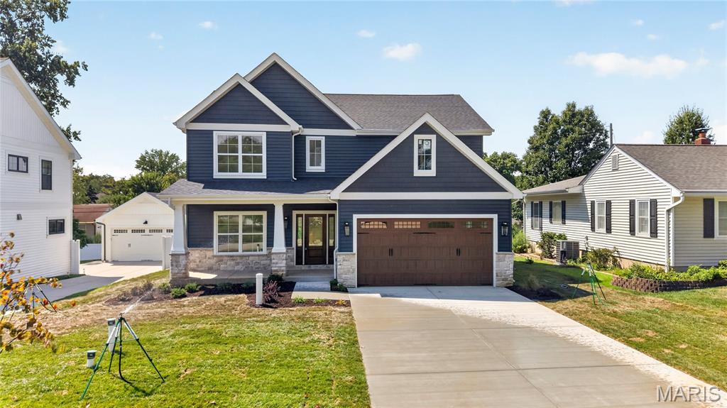 923 Poinsetta Lane, Kirkwood, MO, 63122 - 5 bed, 4 bath home for sale in Kirkwood, MO