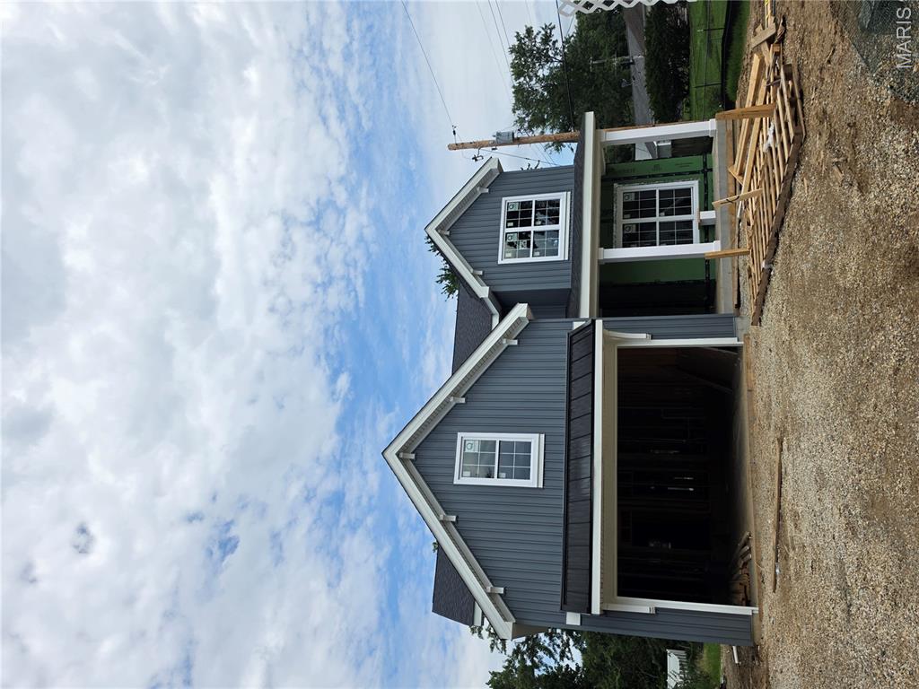 1112 Missouri Avenue, Kirkwood, MO, 63122 - 5 bed, 4 bath home for sale in Kirkwood, MO