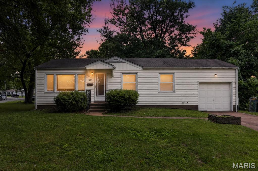 1216 Nectar Drive, Bellefontaine Neighbors, MO, 63137