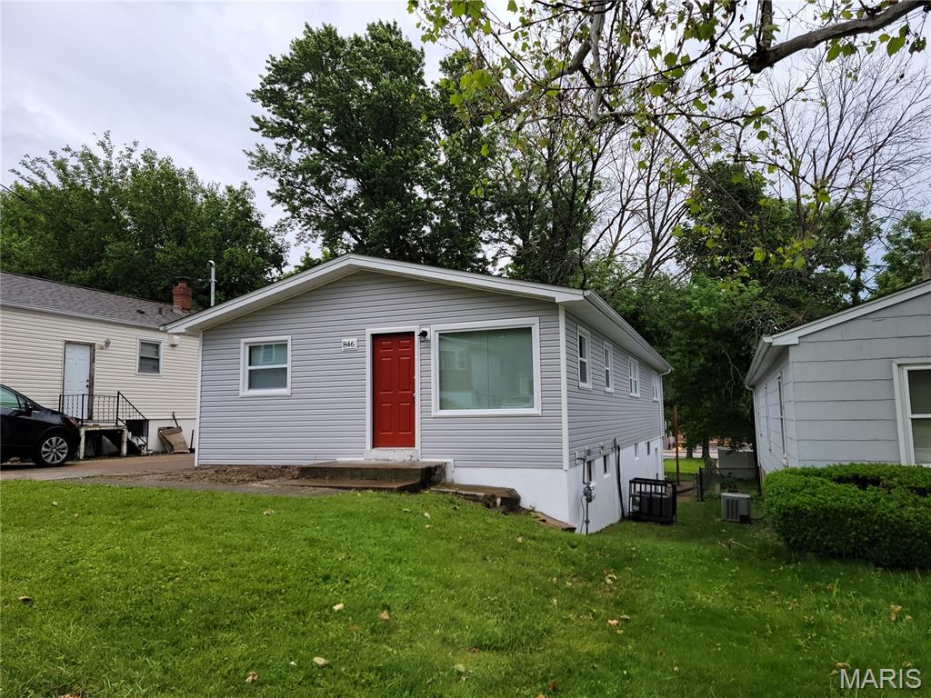 846 Elsworth Place, Ferguson, MO, 63135 - 4 bed, 1 bath home for sale in St Louis, MO