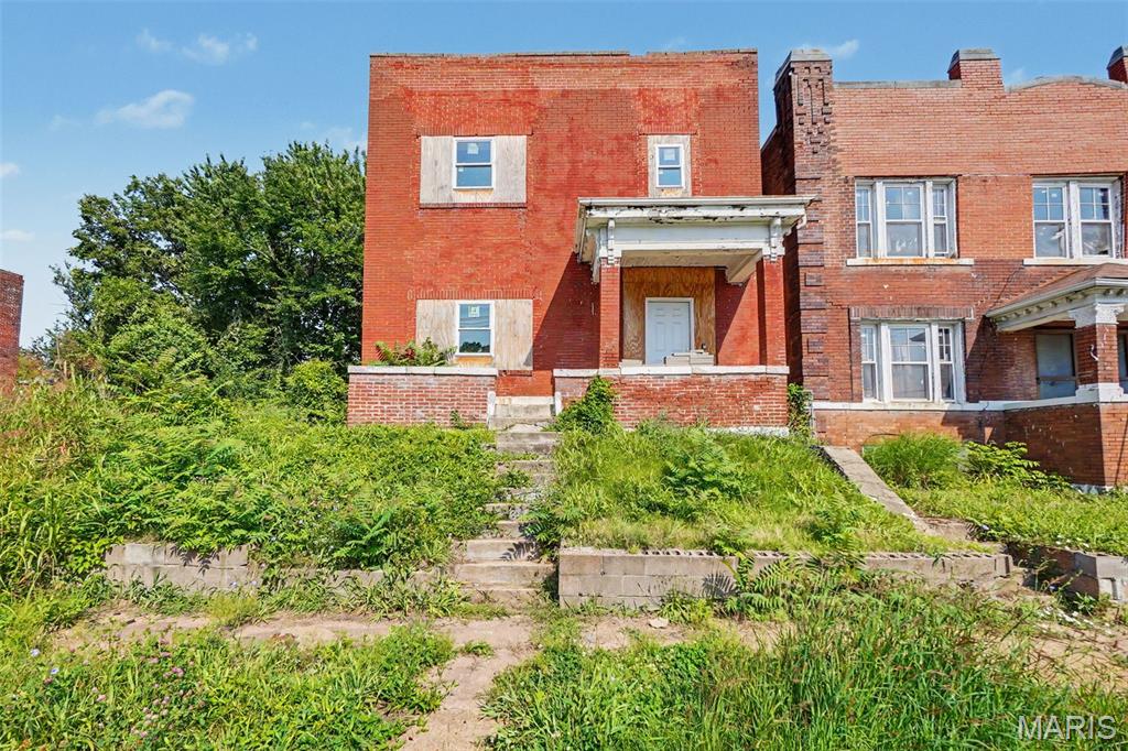 3067 Marcus Avenue, St Louis City, MO, 63115