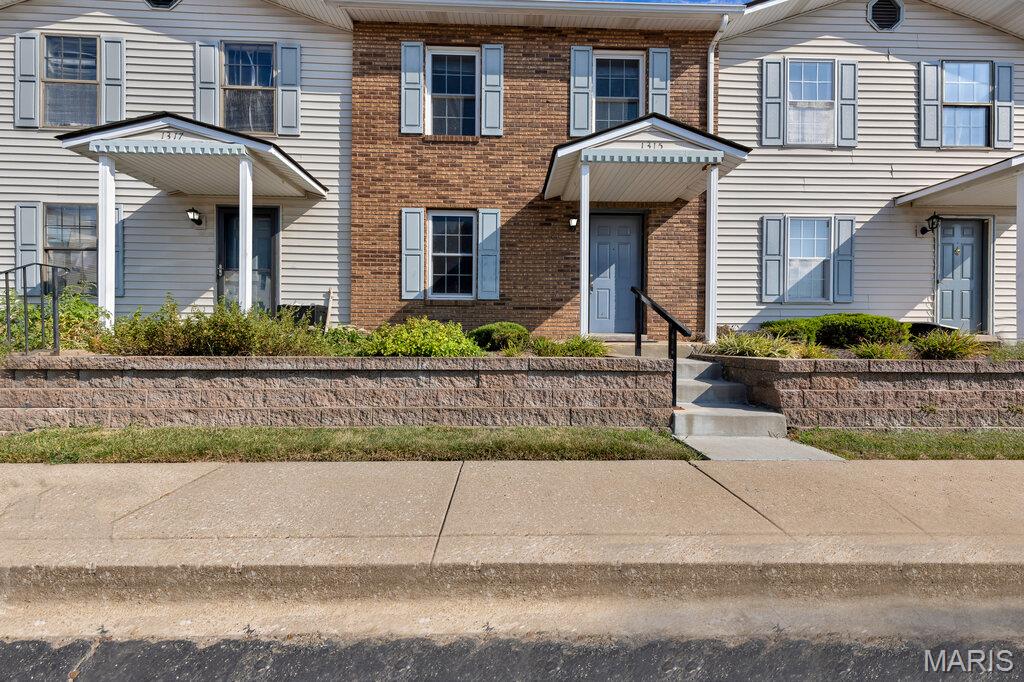 1315 Sunny Terrace