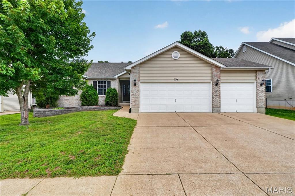 234 Romaine Spring