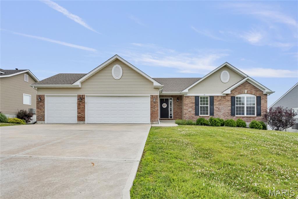 59 Stone Bridge Drive, Troy, MO, 63362