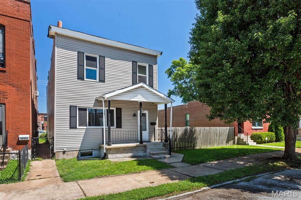 4253 Swan Avenue, St Louis City, MO, 63110