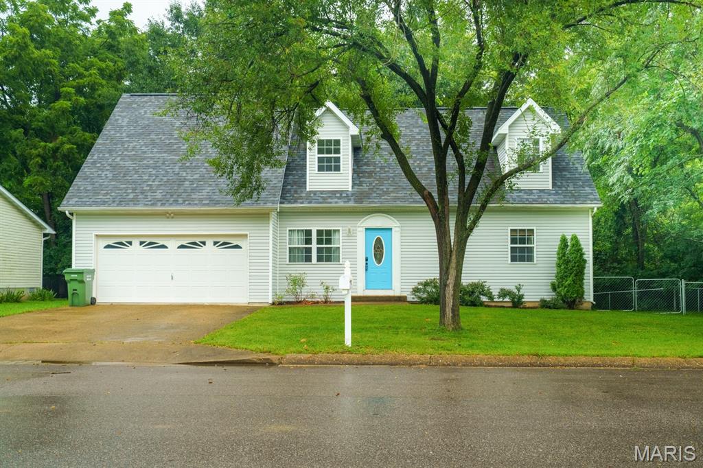 1121 Sycamore