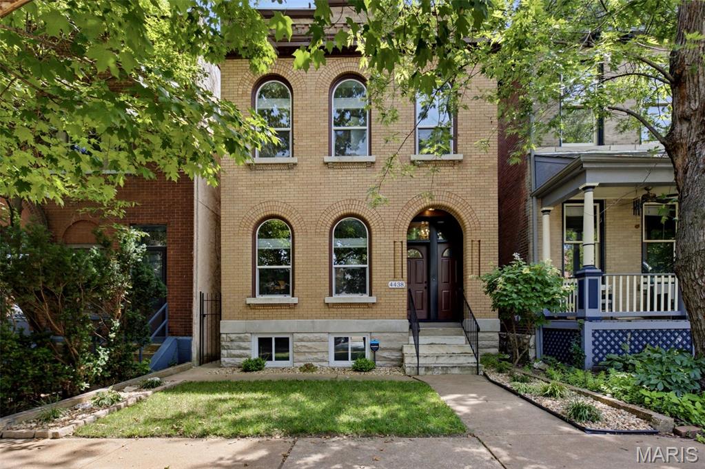 4438 Arco Avenue, St Louis City, MO, 63110