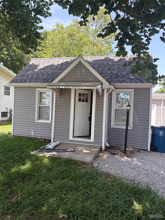 111 4th Avenue, Edwardsville, IL, 62025 - 3 bed, 1 bath home for sale in Edwardsville, MO