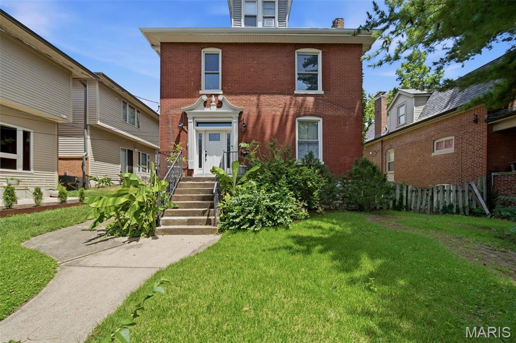 2010 Forest Avenue, St Louis City, MO, 63139