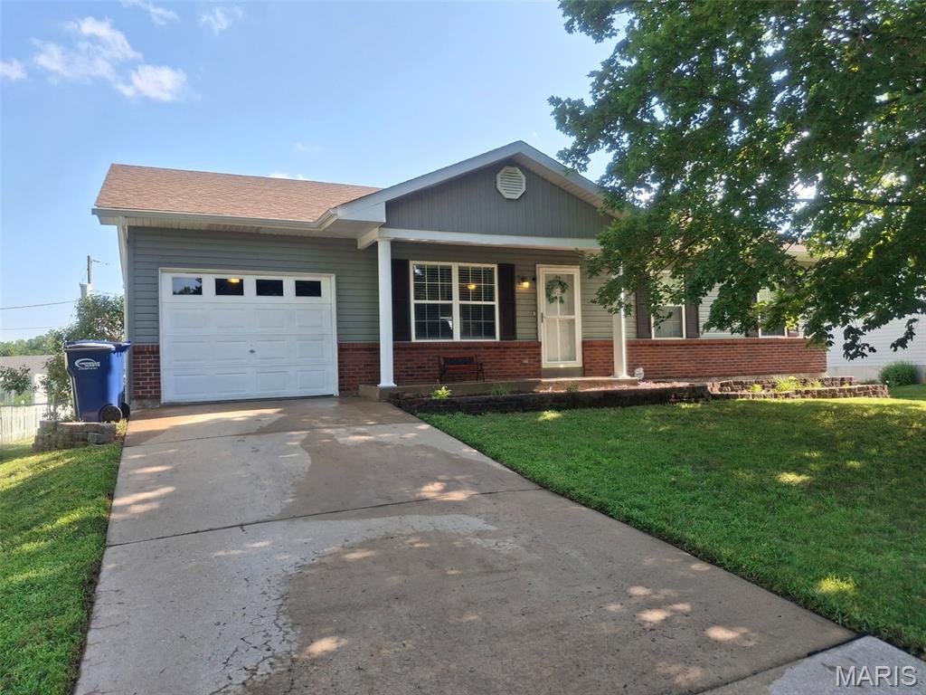 814 Trojan Circle, Troy, MO, 63379