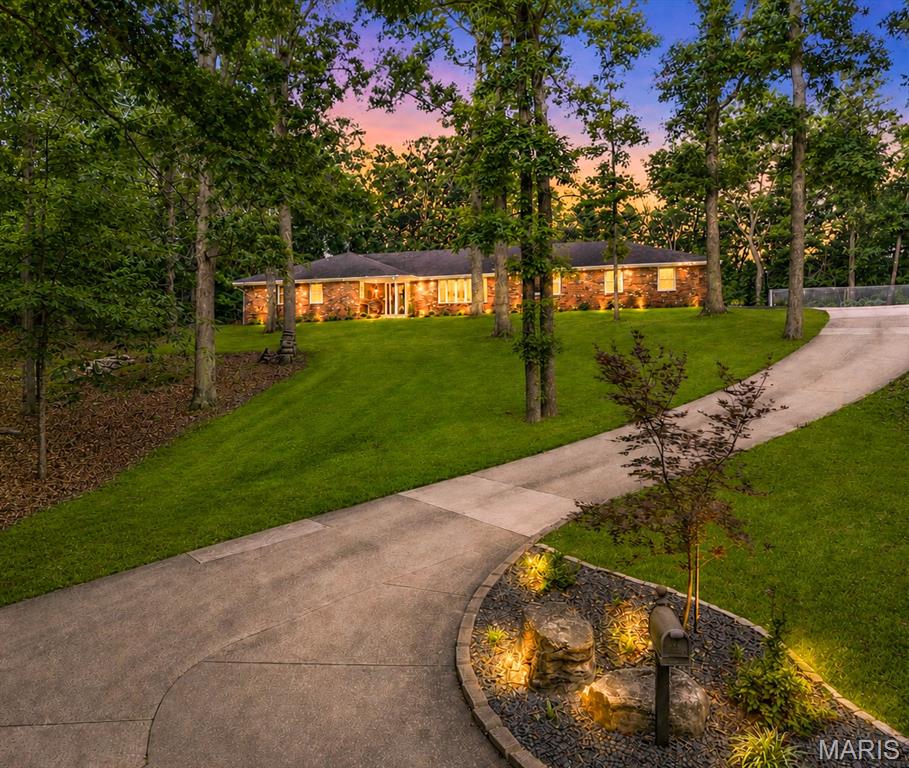 3214 Lakewood