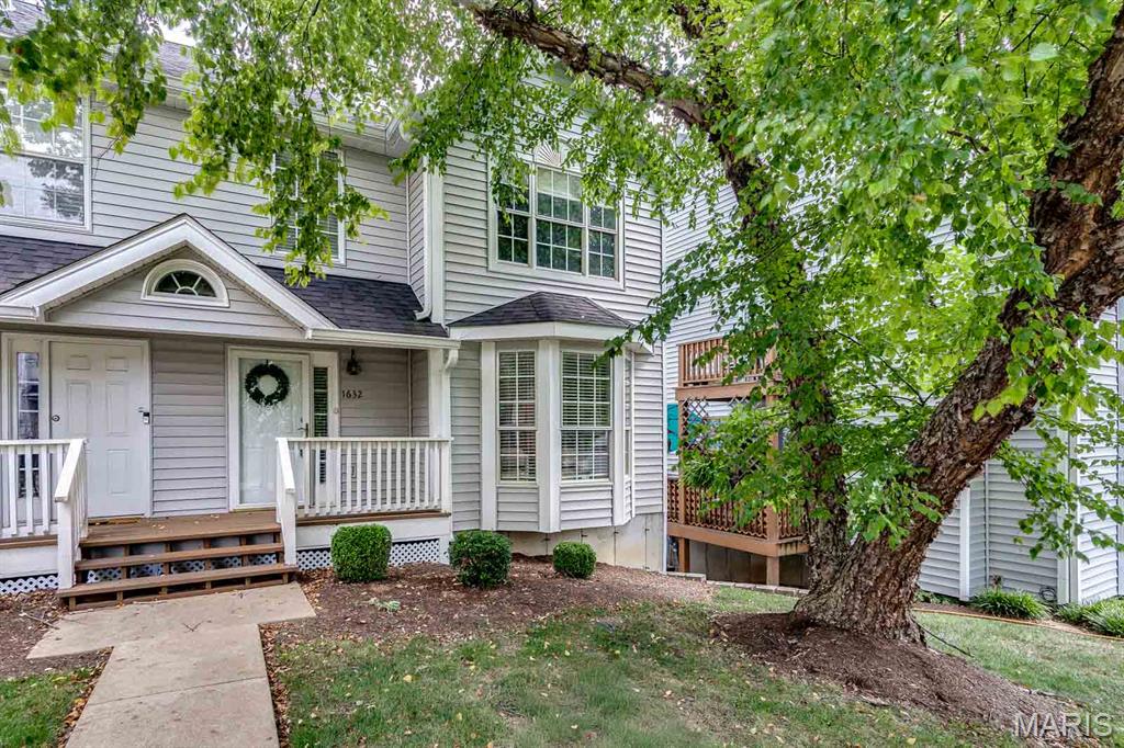 1632 Whispering Creek