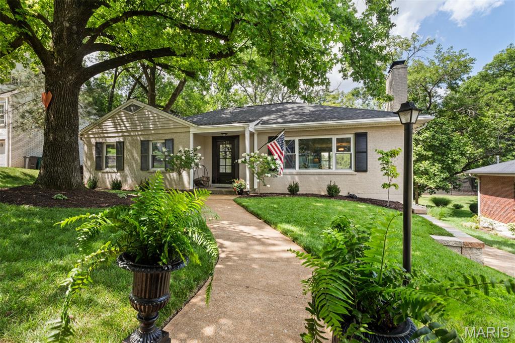 1435 Andrew Drive, Warson Woods, MO, 63122 - 3 bed, 3 bath home for sale in Warson Woods, MO