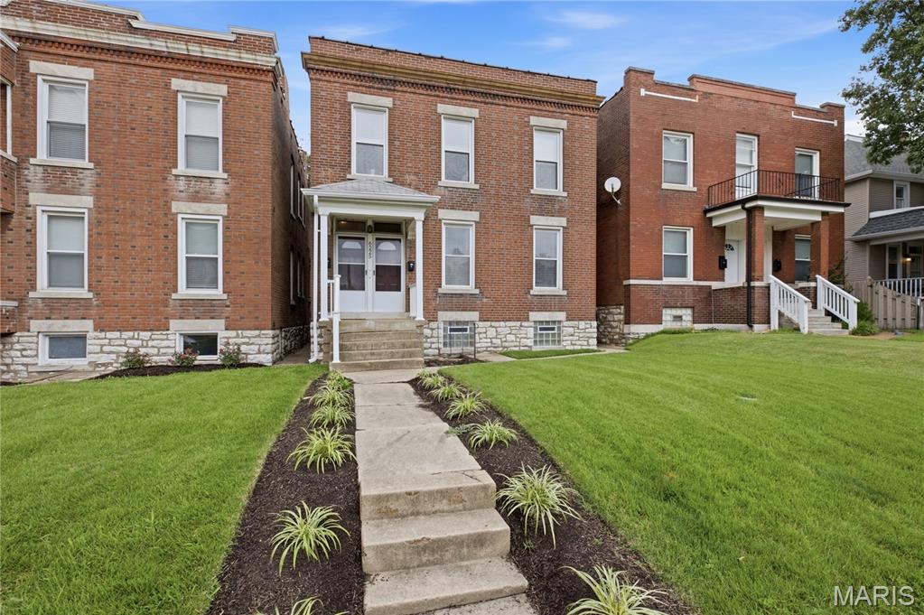 6225 Victoria Avenue, 2, St Louis City, MO, 63139