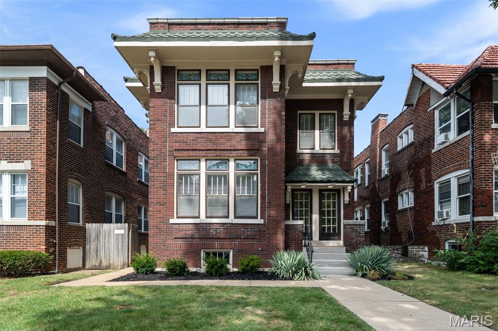 6427 Clayton