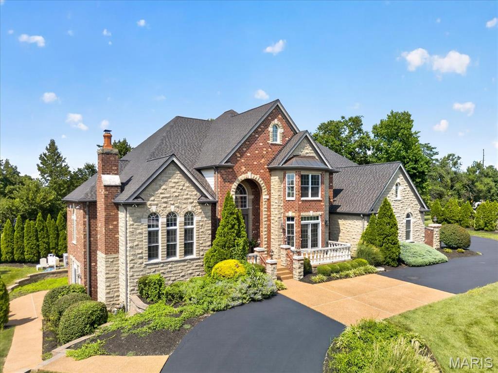 33 Chapel Hill