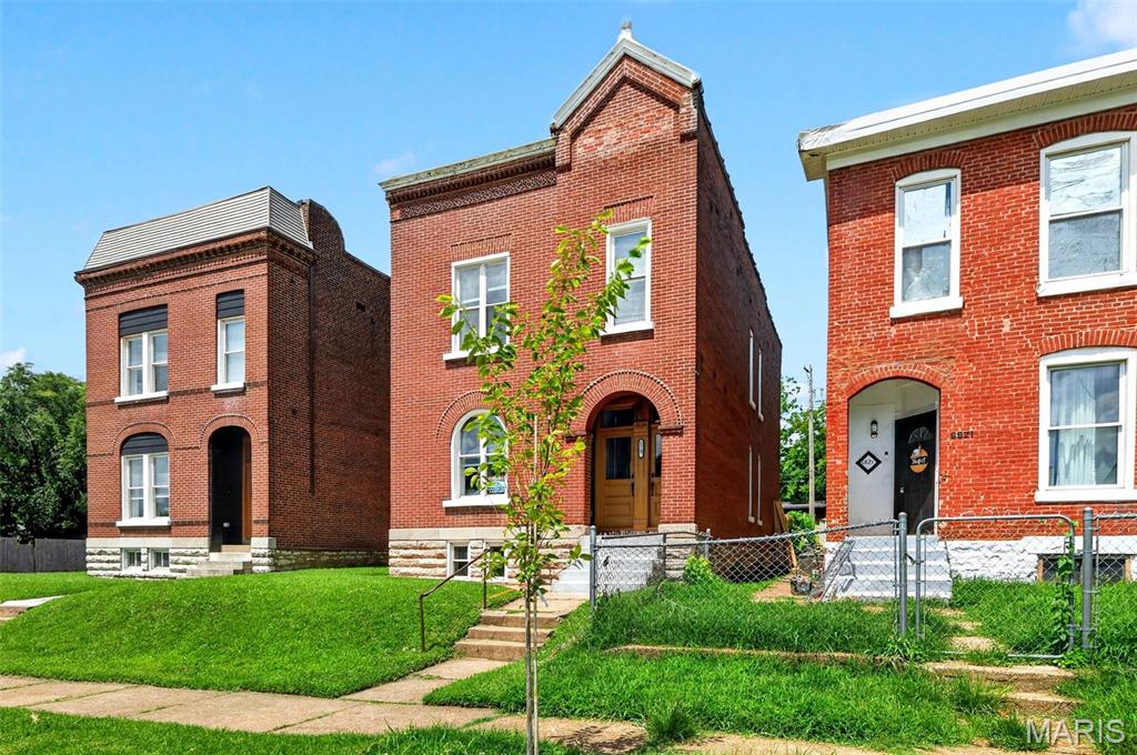6823 Minnesota Avenue, St Louis City, MO, 63111