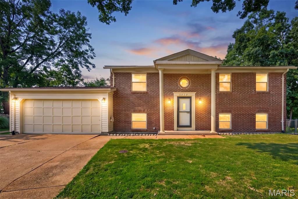 1312 Twin Trails Court, Fenton, MO, 63026