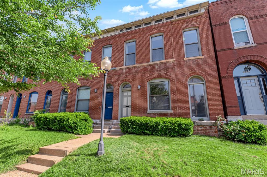 4419 Oakland Avenue, St Louis City, MO, 63110