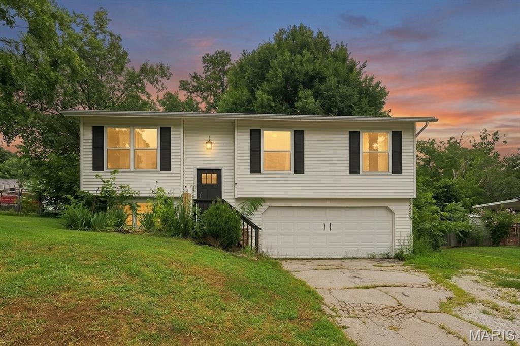9802 Sandy Church Road, Unincorporated, MO, 63050 - 3 bed, 1 bath home for sale in Hillsboro, MO