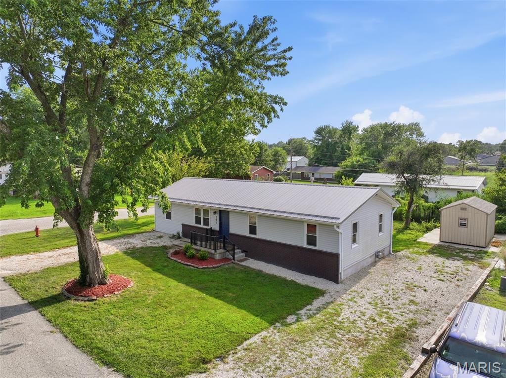 201 Greenwich Avenue, Eldon, MO, 65026 - 3 bed, 2 bath home for sale in Eldon, MO