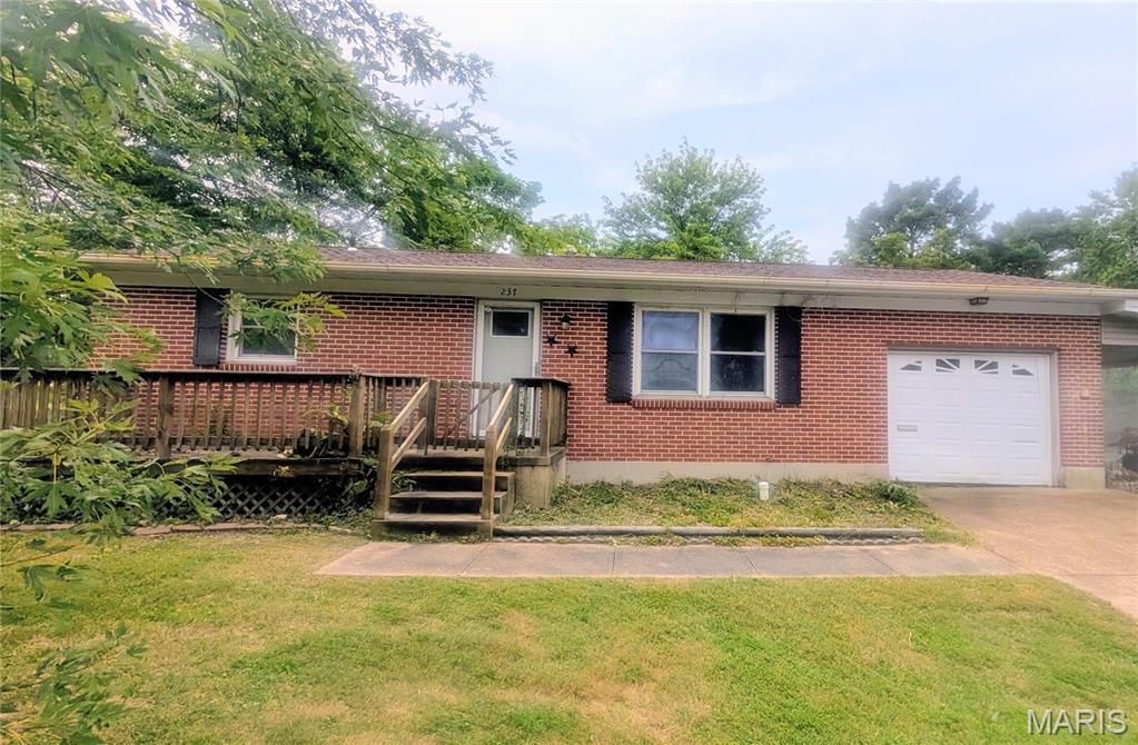 237 Jackson Street, Sullivan, MO, 63080