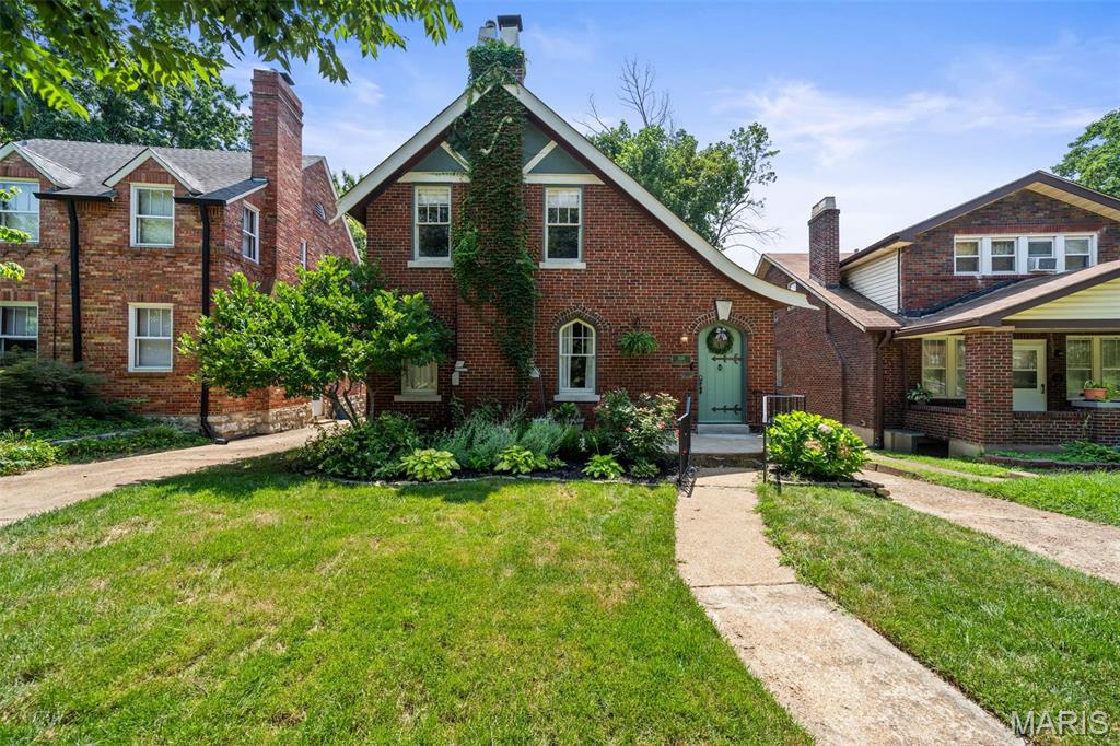 7426 Stanford