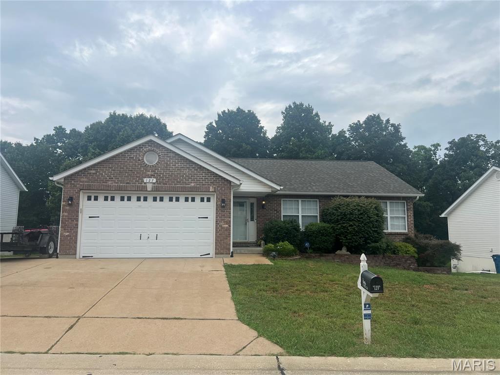 127 Ezekiel Court, Hillsboro, MO, 63050 - 5 bed, 3 bath home for sale in Hillsboro, MO