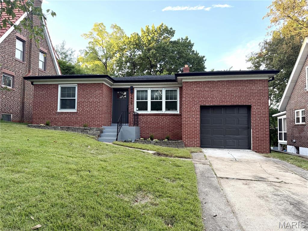 7425 Melrose Avenue, University City, MO, 63130 - 3 bed, 2 bath home for sale in St Louis, MO