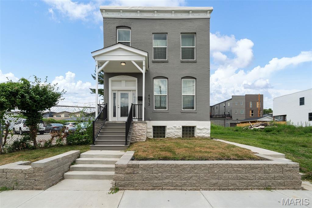 4413 Hunt Avenue, St Louis City, MO, 63110