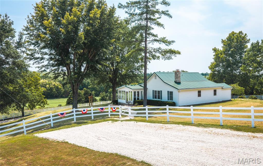 271 Freedom Trail, Belle, MO, 65013 - 3 bed, 2 bath home for sale in Belle, MO