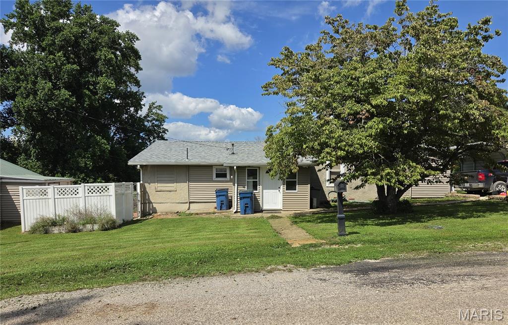 801 & 803 N 3rd Street, La Grange, MO, 63448