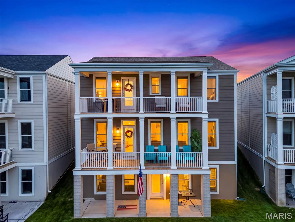 226 Marais Temps Clair Way, St Charles, MO, 63301