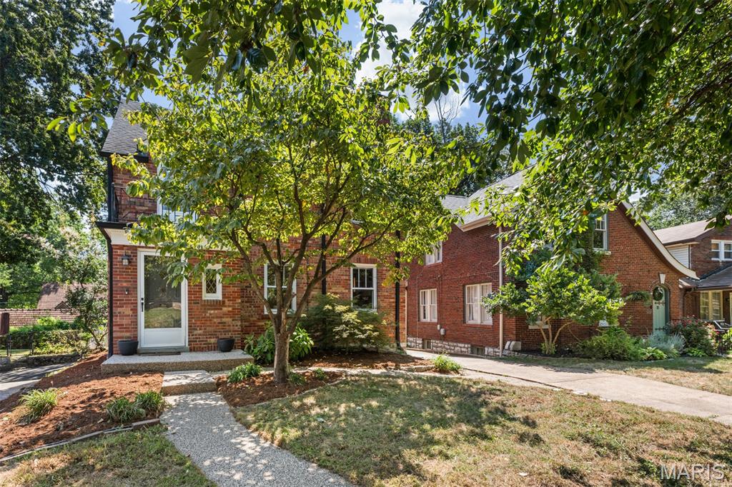 7418 Stanford