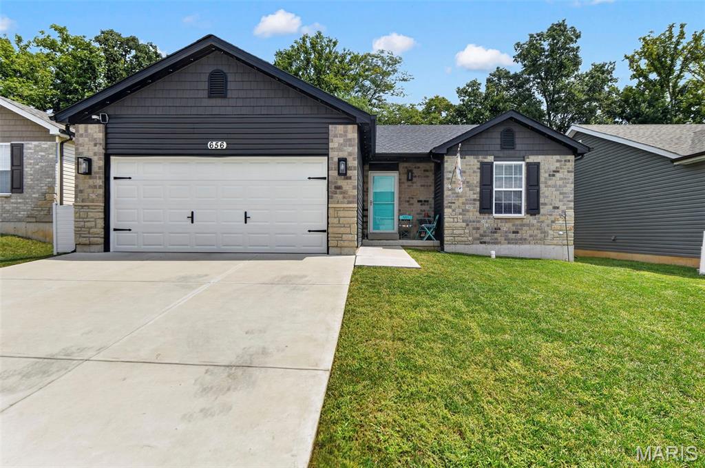 656 Rockshire Drive, Herculaneum, MO, 63048 - 3 bed, 2 bath home for sale in Herculaneum, MO