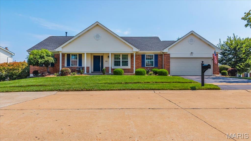 1346 Cherry Glen Court, Chesterfield, MO, 63017 - 3 bed, 2 bath home for sale in Chesterfield, MO