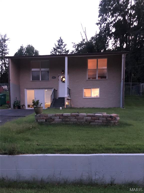 2841 Paula Lane, Unincorporated, MO, 63049 - 3 bed, 2 bath home for sale in High Ridge, MO