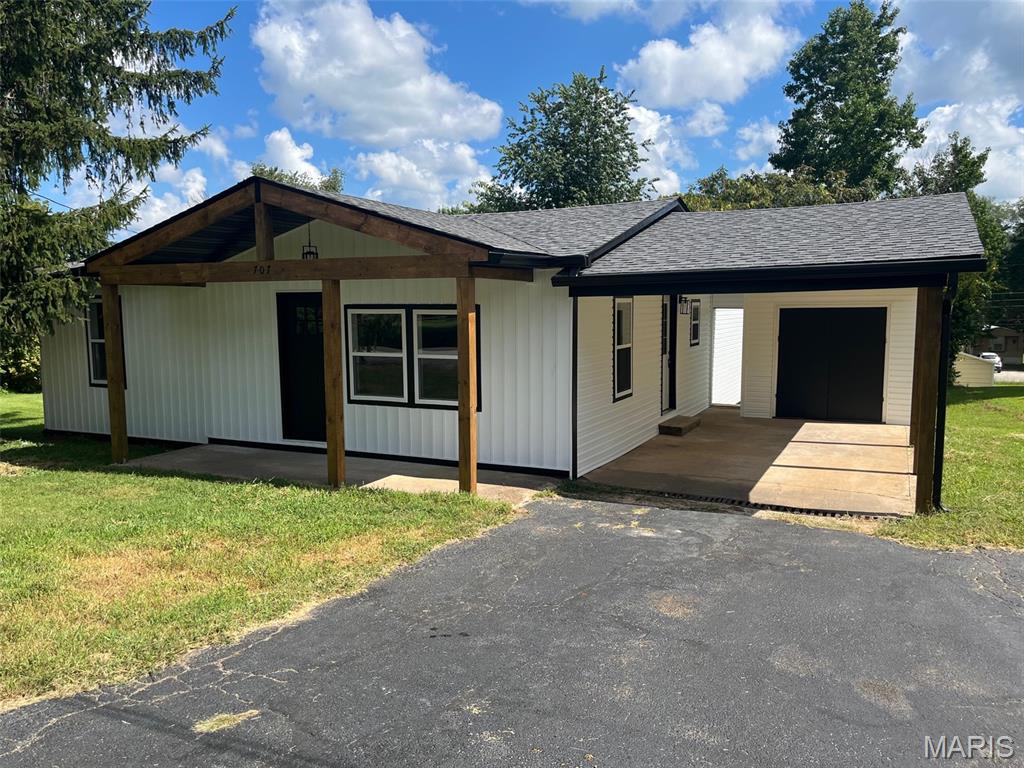 707 Nicholson Drive, Potosi, MO, 63664