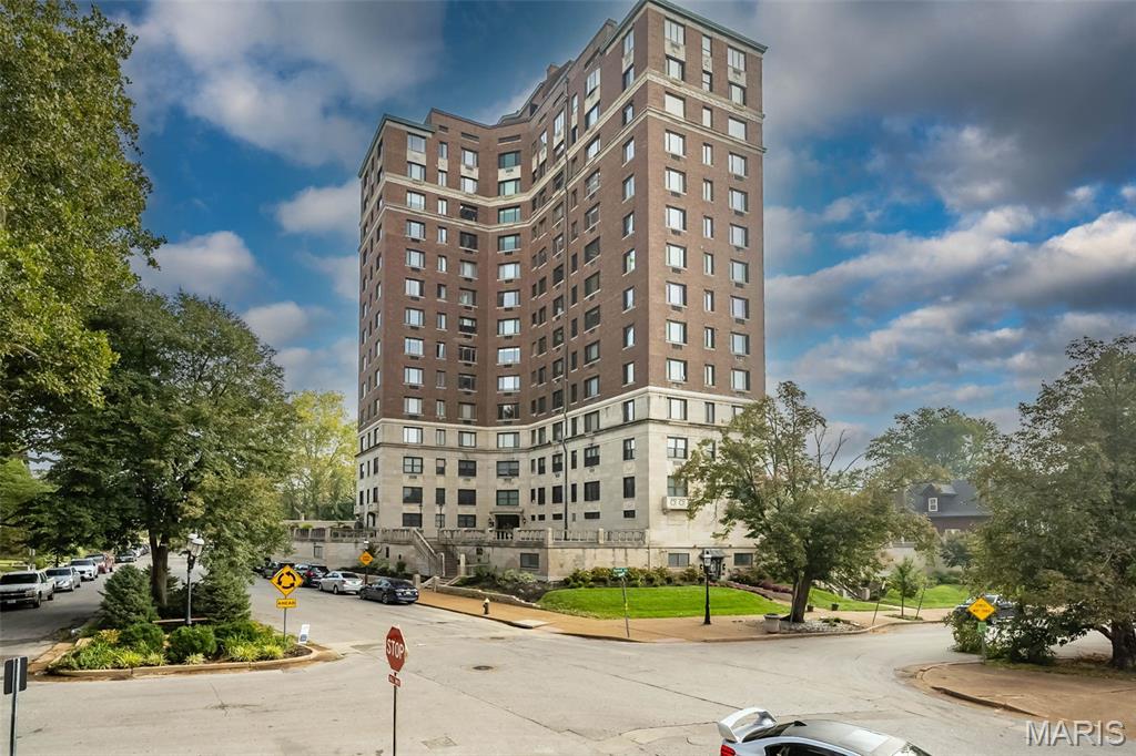 410 Newstead
