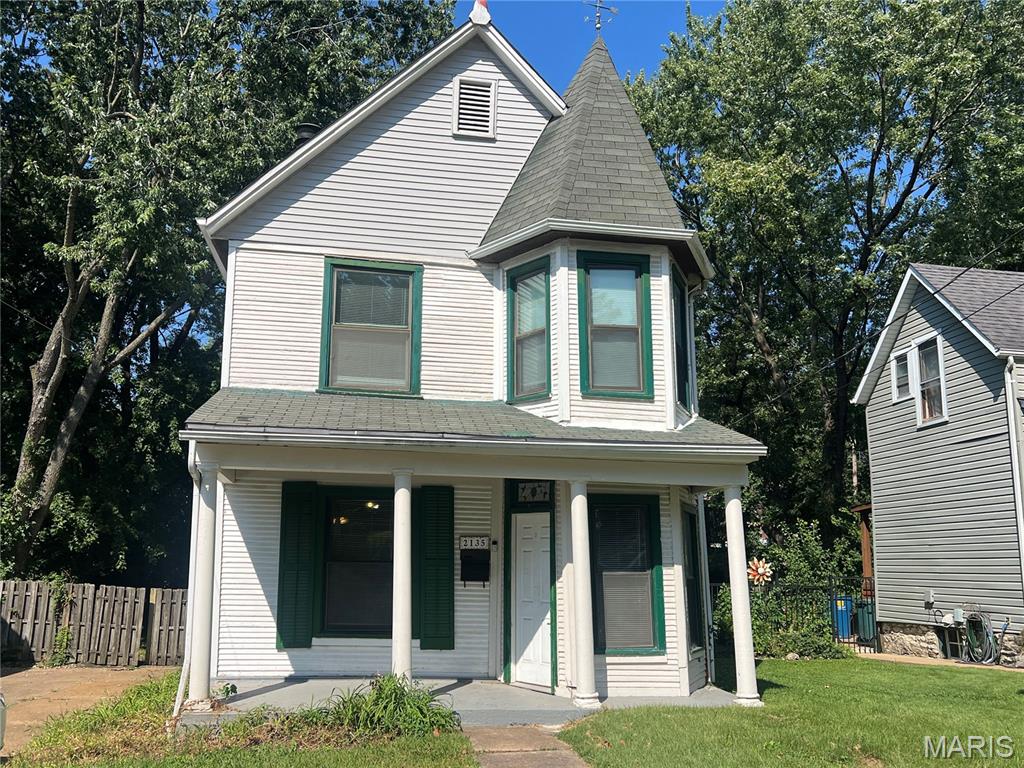 2135 Alameda Avenue, Maplewood, MO, 63143