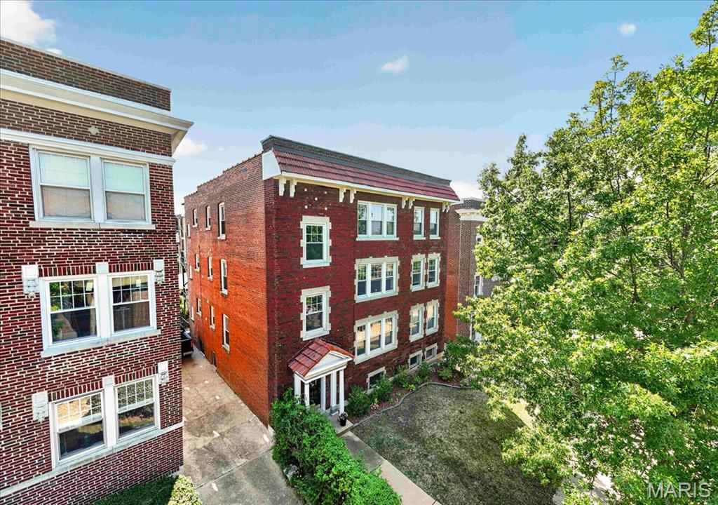 6320 Northwood