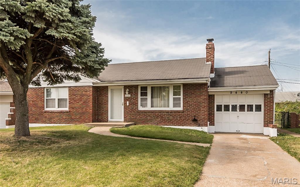 9440 Bagley Drive, Jennings, MO, 63136 - 2 bed, 2 bath home for sale in St Louis, MO