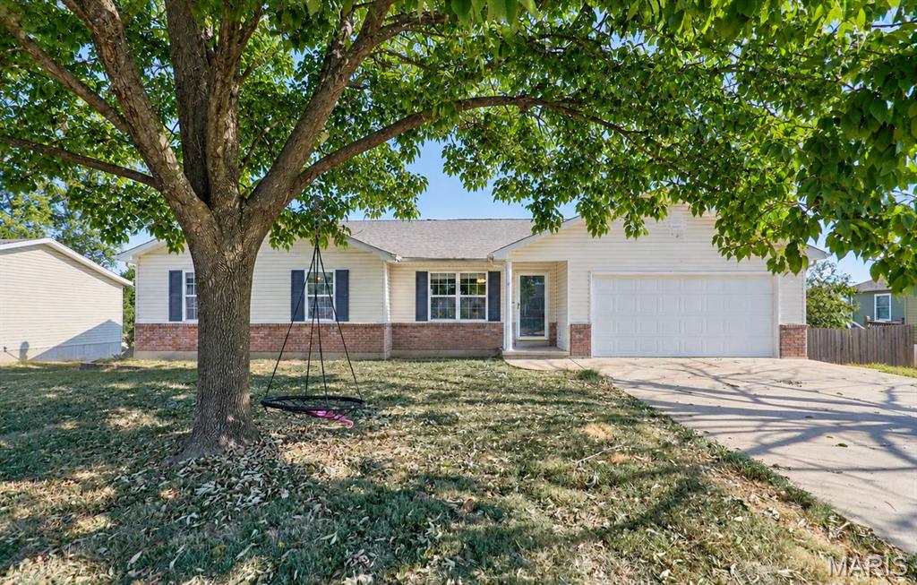 273 Hickory Forest Drive, Troy, MO, 63379