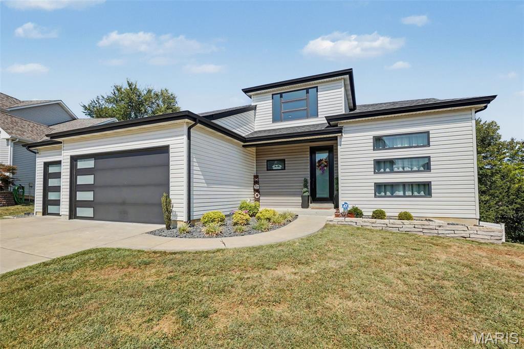 18 MacArthur Court, Unincorporated, MO, 63304