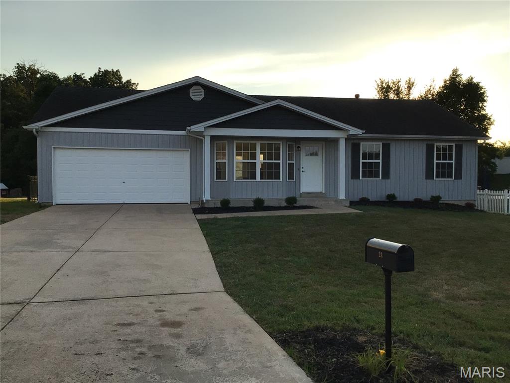 21 Great Owls Way Way, Winfield, MO, 63389 - 3 bed, 3 bath home for sale in Winfield, MO