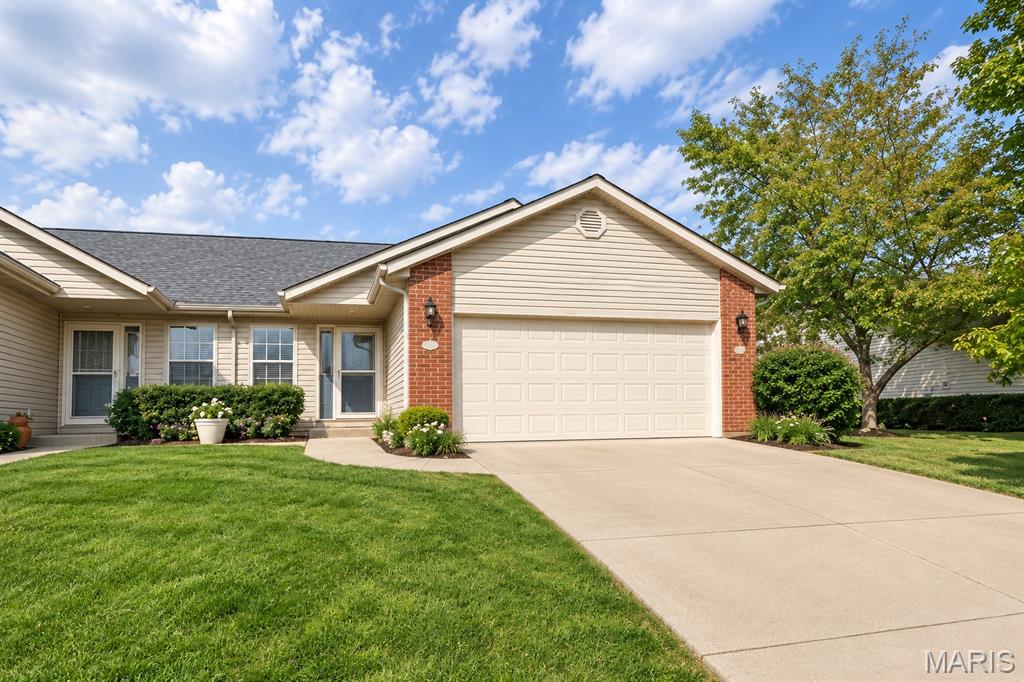 10914 Kentfield Drive, Lebanon, IL, 62254